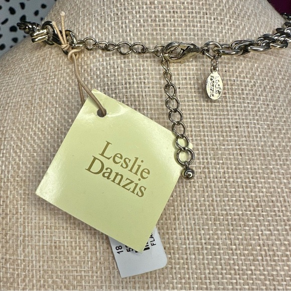 NWT Leslie Danzis Gold Tone Pink Floral Statement Necklace Large Chunky Sparkly - Picture 4 of 6